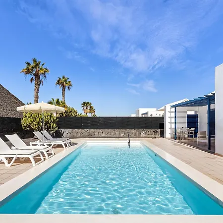 Lanzarote Volcan 10- Private Heated Pool * Коста Бланка