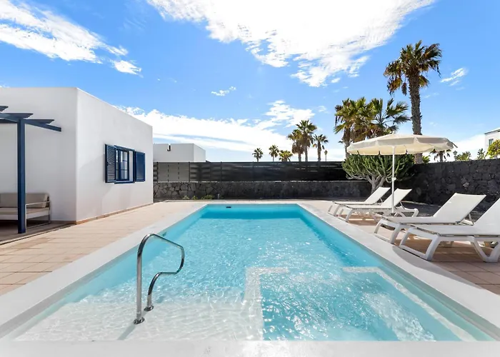 Lanzarote Volcan 10- Private Heated Pool וילה פלאיה בלנקה
